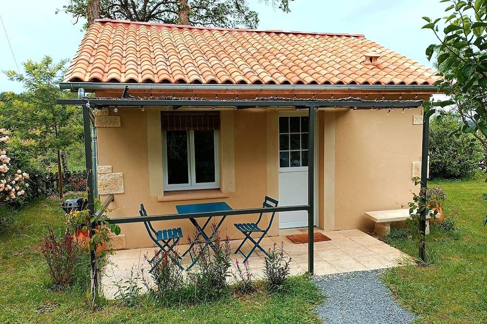 Appartement entier, Studio maisonnette en campagne ,10 mn de Sarlat in Saint-André-d'Allas, Périgord Noir