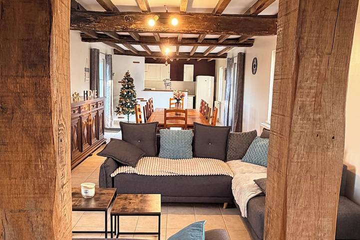 Location de vacances pour 12 personnes, avec jardin à Châtres-sur-Cher