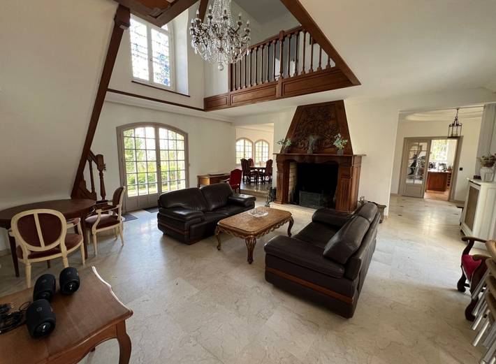 Villa pour 15 personnes, avec jacuzzi ainsi que terrasse et jardin dans Yvelines - 3