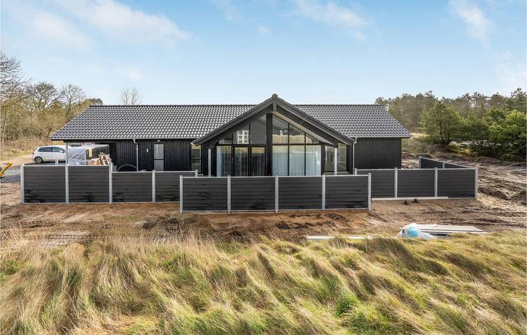 Ferienhaus für 8 Personen, mit Garten und Terrasse sowie Sauna - 1