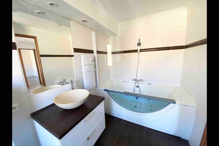 Gîte pour 4 personnes à Saint-Vallier-de-Thiey - 2