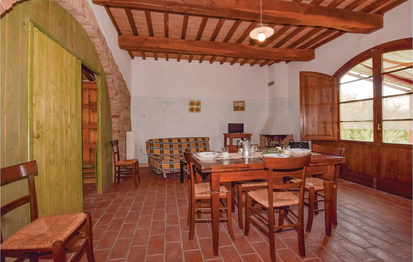 Apartment am Fluss mit Pool und Parkplatz. in Palaia, Pisa Provinz