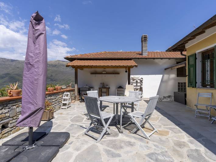 Ferienhaus für 6 Personen, mit Ausblick und Terrasse sowie Garten, mit Haustier in Imperia Provinz - 3