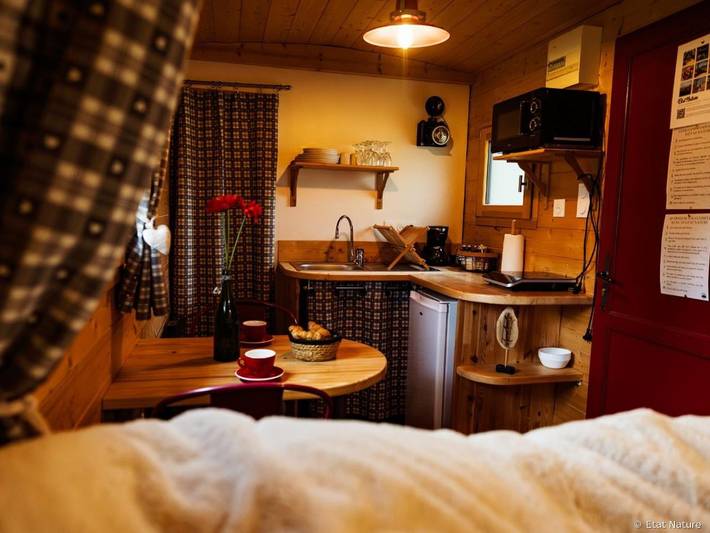 Gîte pour 2 personnes, avec Jacuzzi et Terrasse ainsi que Jardin et Vue dans Magnières - 3