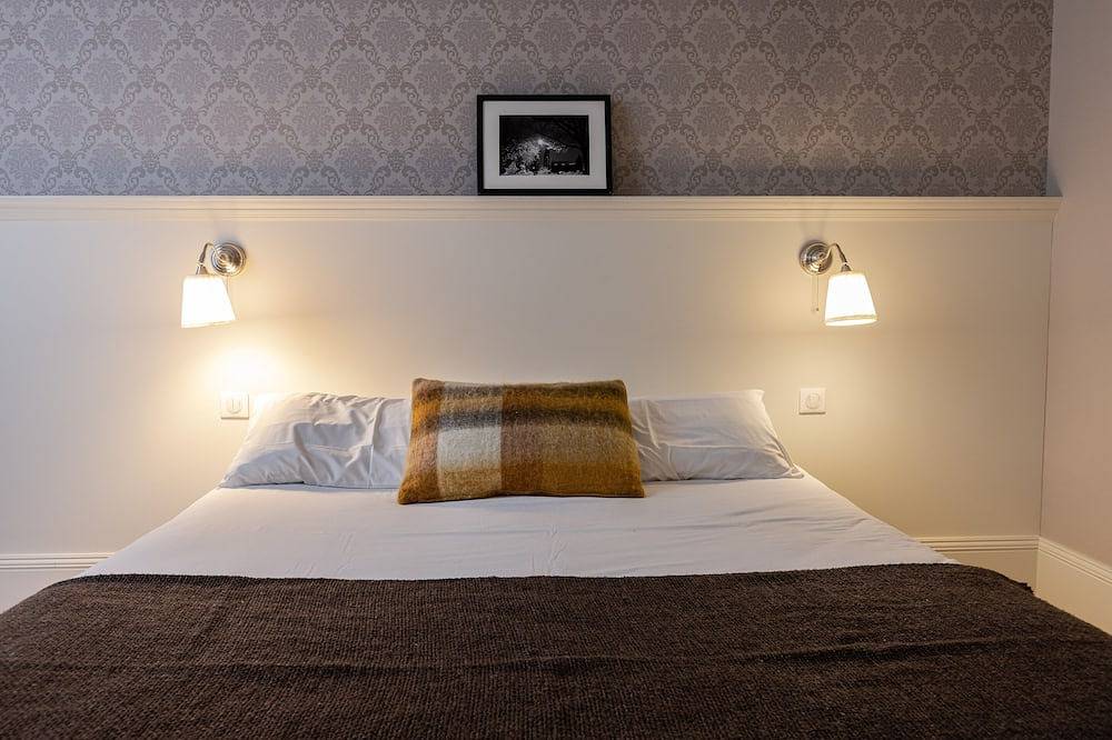 Appartement entier, Grand Studio climatisé - Maison Blanche in Limoges, Région de Limoges