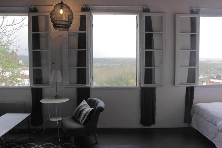 Location de vacances pour 2 personnes, avec jardin et vue, animaux acceptés à Aubeterre-sur-Dronne - 4