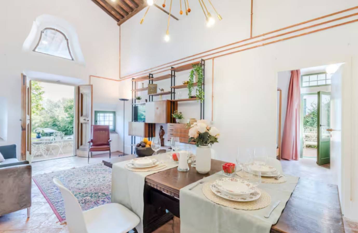 Die Kirche – San Miniato: Renovierte Kirche aus dem 17. Jahrhundert im toskanischen Dorf in San Miniato, Pisa Provinz