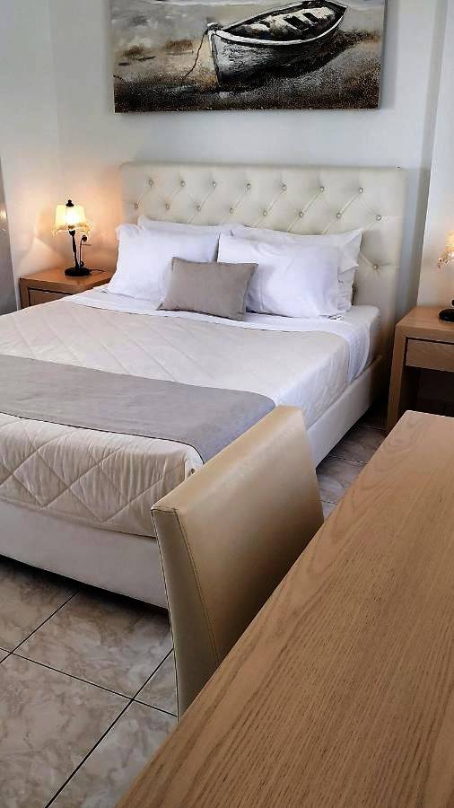 Maison d’hôte pour 2 personnes, avec terrasse et vue à Thera - 3