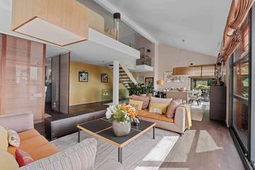 Villa for 9 Guests in Arzier, Vaud, Picture 2