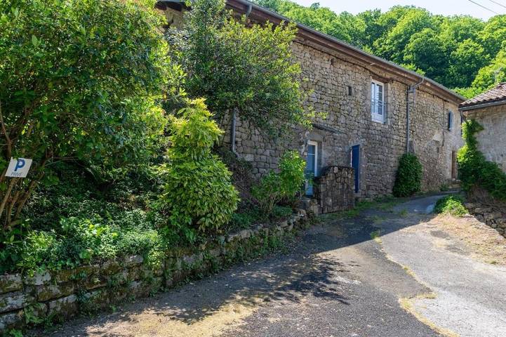 Location de vacances pour 12 personnes, avec Terrasse à Thueyts - 2