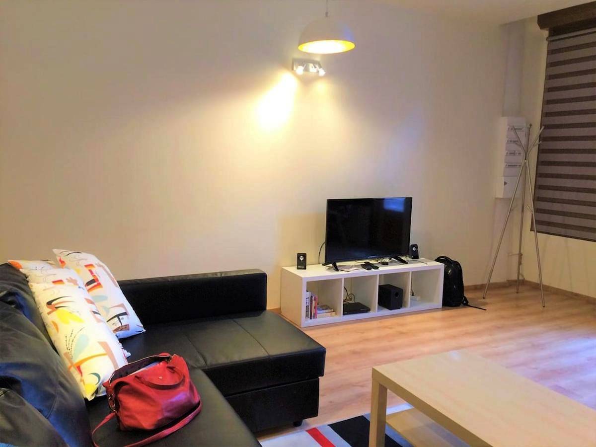 Modern Boulangerie, large 6 bedroom village house in Quillan, Parc naturel régional Corbières-Fenouillèdes