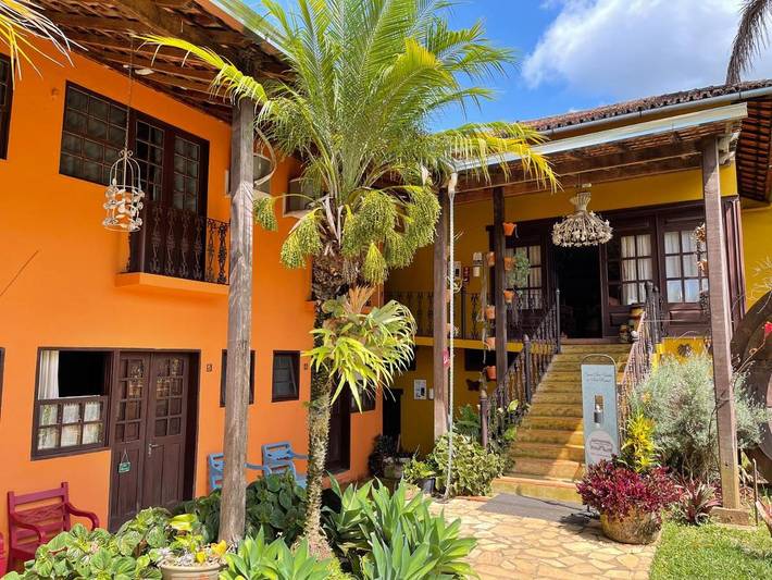 Pousadas para 4 pessoas, com vista e piscina e ainda jardim, adaptado a crianças em Tiradentes