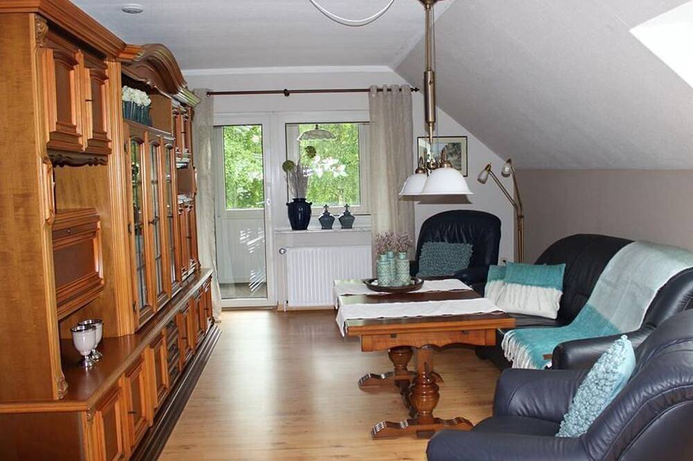 Ganze Wohnung, Fewo Landhof \"Tausendschön\" - Ferienwohnung Tausendschön in Apen, Ammerland