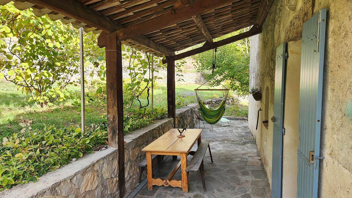 Vers la Roche in Entrevaux, Castellane region