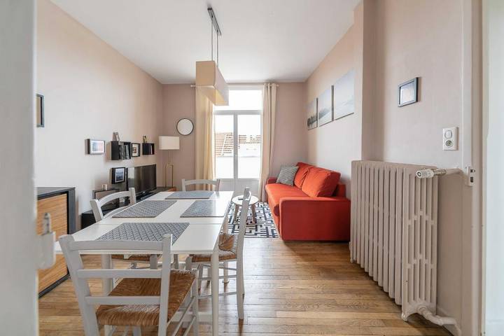 Gîte pour 4 personnes, avec Terrasse et Vue dans Casino les 4 Chemins - 3