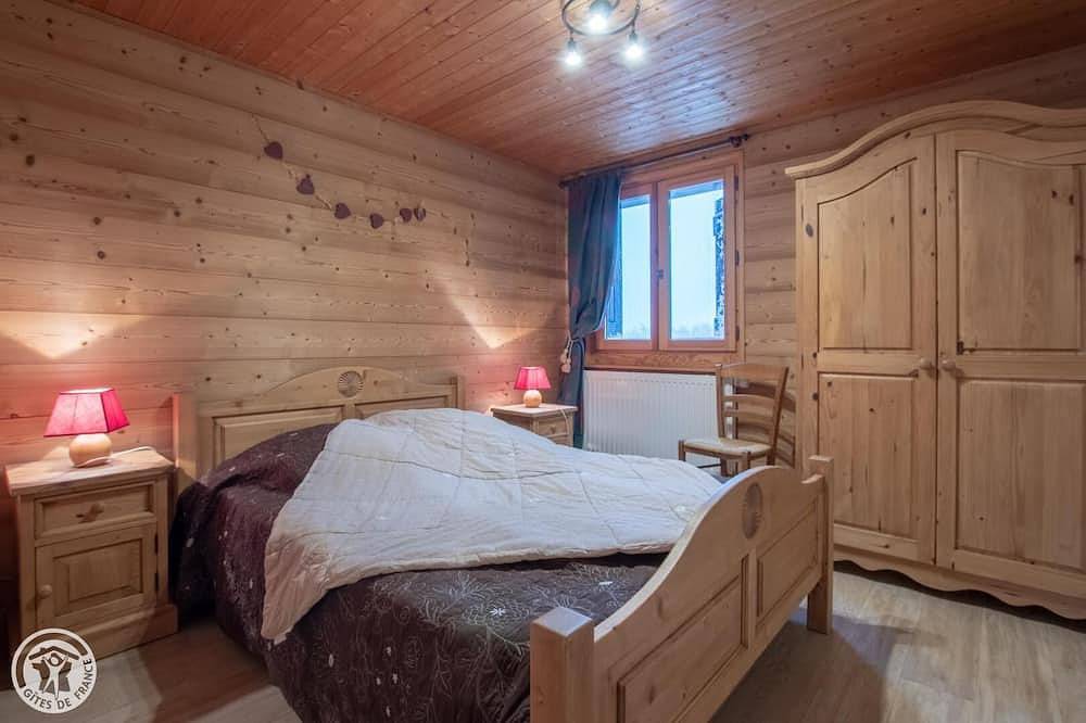 Apartamento entero, 3* Apartment, Panoramic View Of The Green Valley, quiet, mountain decor in Habère-Poche, Thonon-les-Bains region