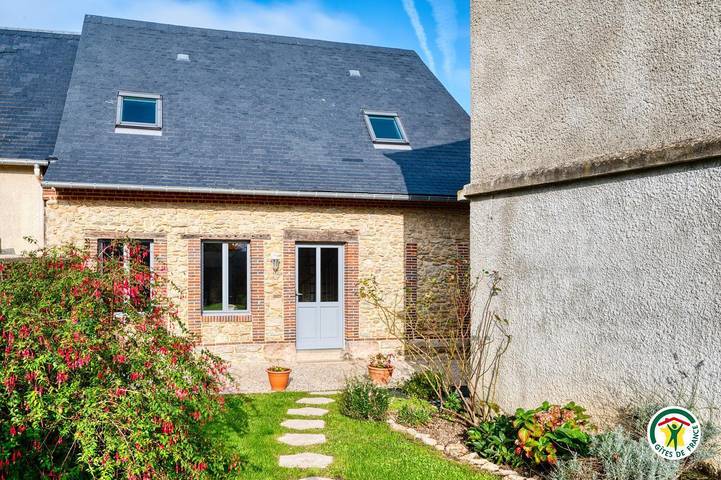 Gîte pour 4 personnes, avec Terrasse ainsi que Jardin et Vue