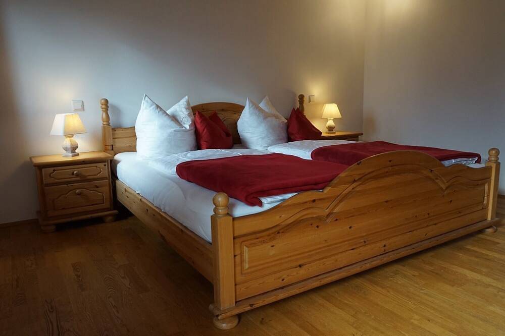 Apartamento inteiro, Vacation apartment Waldblick, 60 sqm, up to 4 persons in Amerang, Rosenheim (distrito)