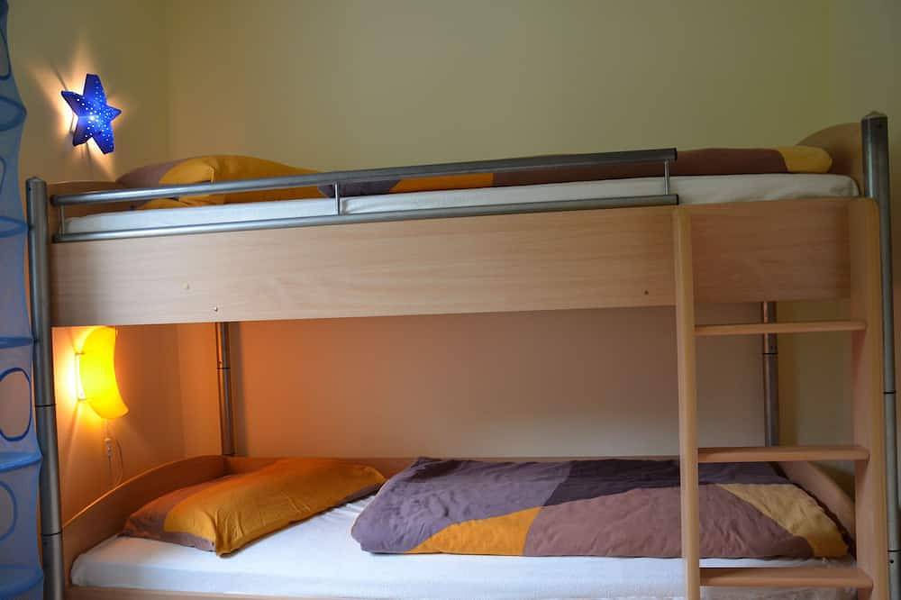 Ganze Wohnung, Helle, familienfreundliche Wohnung in Strandnähe in Barendorf, Dassow