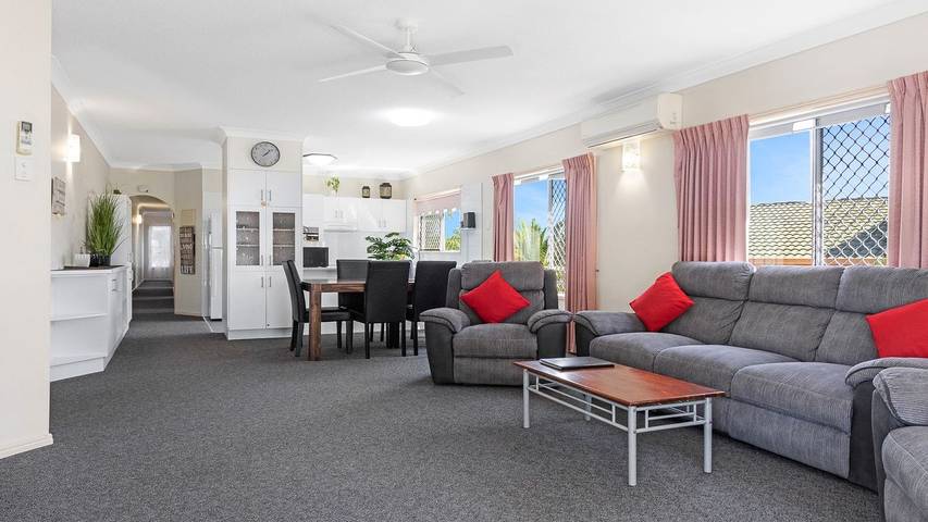 Holiday letting for 4 people, with balcony/terrace and pool in Fraser Island