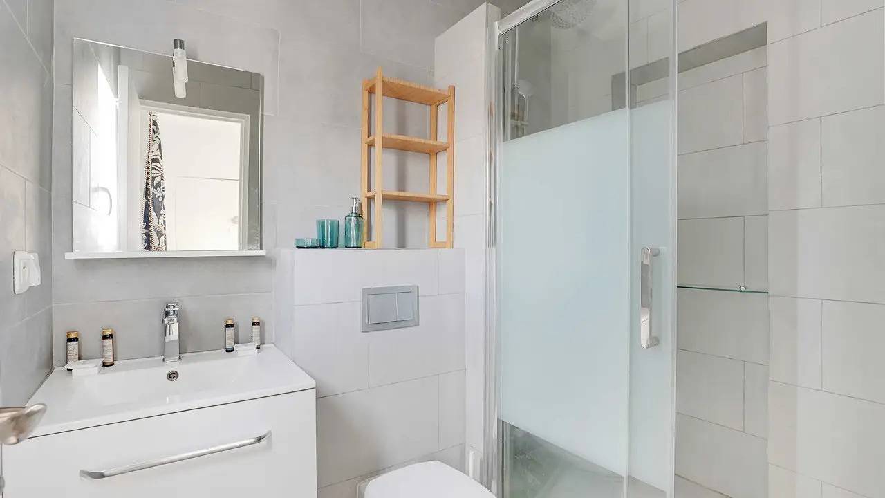 Ganze Ferienwohnung, Ferienwohnung für 2 Personen (19 m²) in Rueil-Malmaison in Rueil-Malmaison, Hauts-de-Seine