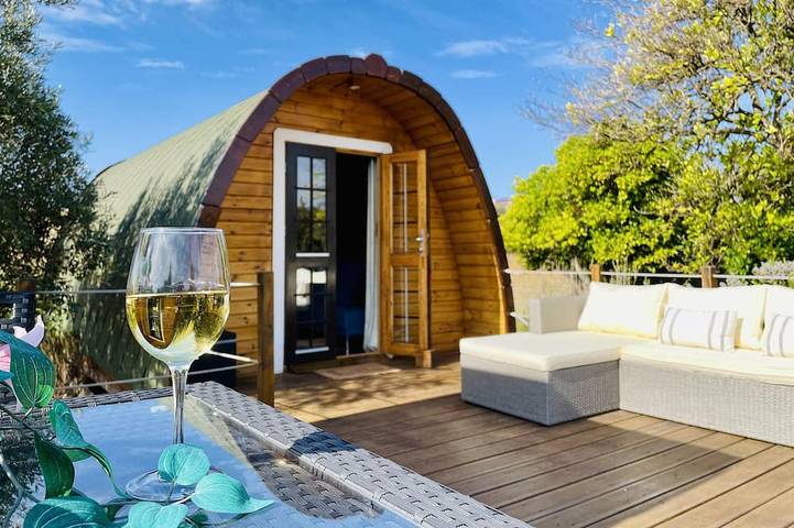 Cabane en bois pour 4 personnes, avec terrasse et jardin, animaux acceptés - 1