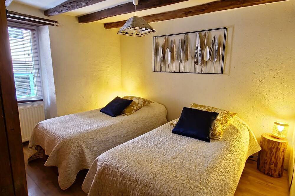 Dans un ancien moulin à eau, bord de rivière gîte 8p. avec Spa*_à 30min d'Angers in Chanzeaux, Région d'Angers