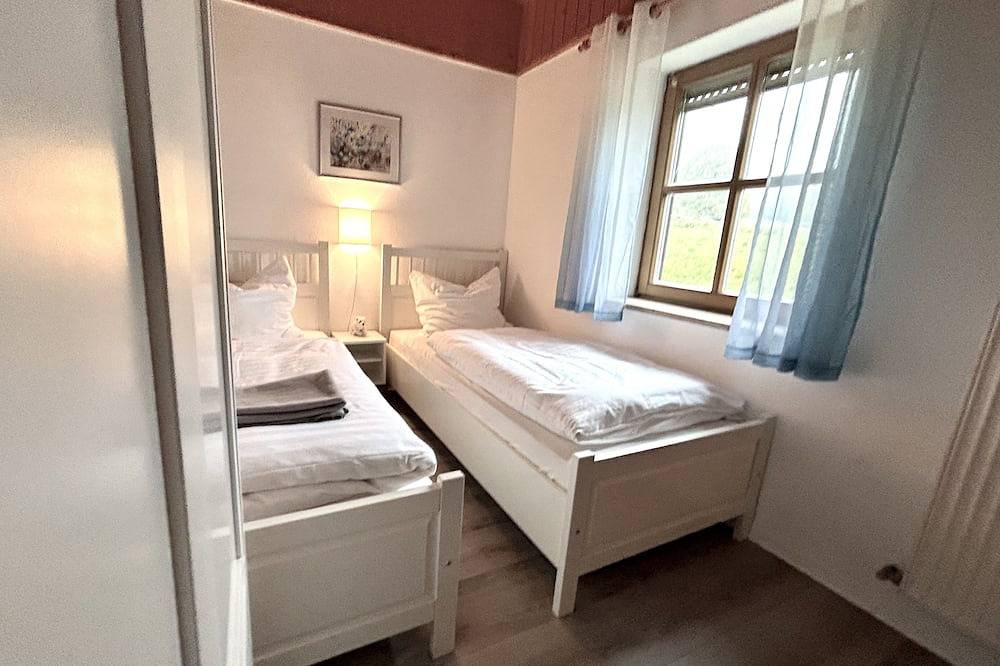 Ganze Wohnung, Romantische Wohnung inmitten von Bergwiesen in Suhl, Rennsteig