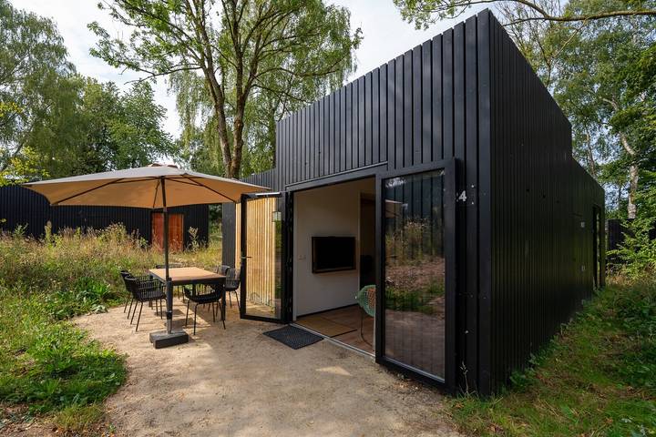 Chalet voor 6 personen, with Balkon/Terras and Terras as well as Tuin in Limburg