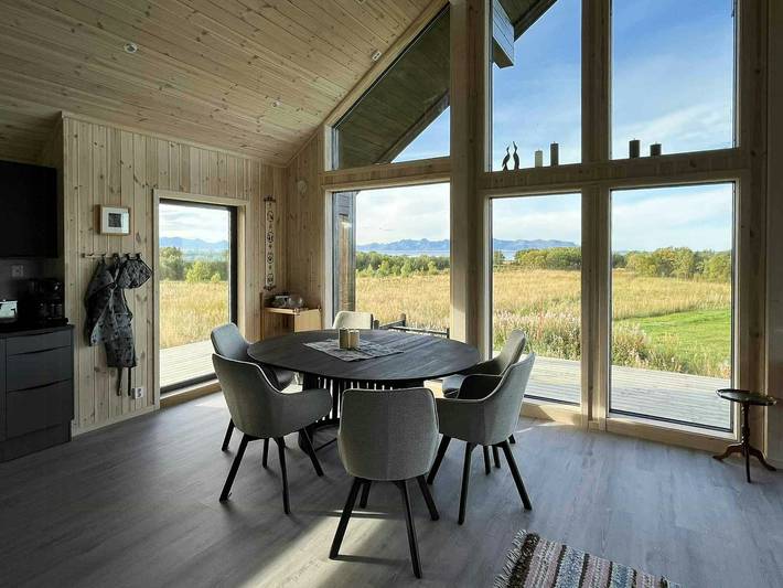 Ferienhaus für 6 Personen, mit Terrasse in Nord-Norwegen