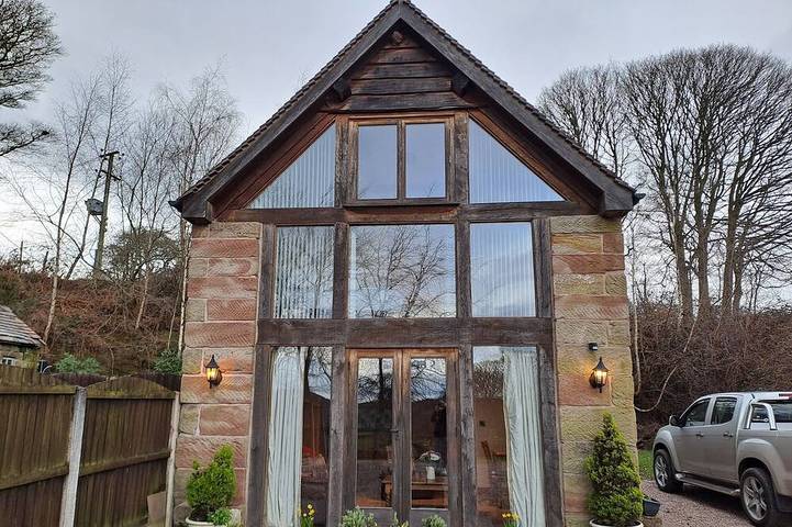 Cottage for 3 people, with garden in Alton Towers