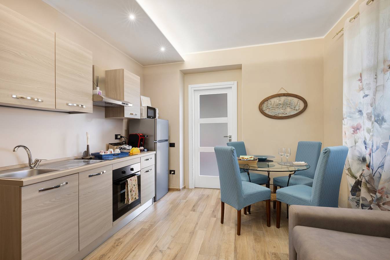 Ganze Wohnung, Ferienwohnung 'Pietra' mit Bergblick, Gemeinschaftspool und privater Terrasse in Dogliani, Langhe