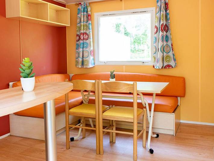 Mobil home pour 6 personnes, avec piscine et terrasse à Puy-l'Évêque - 3