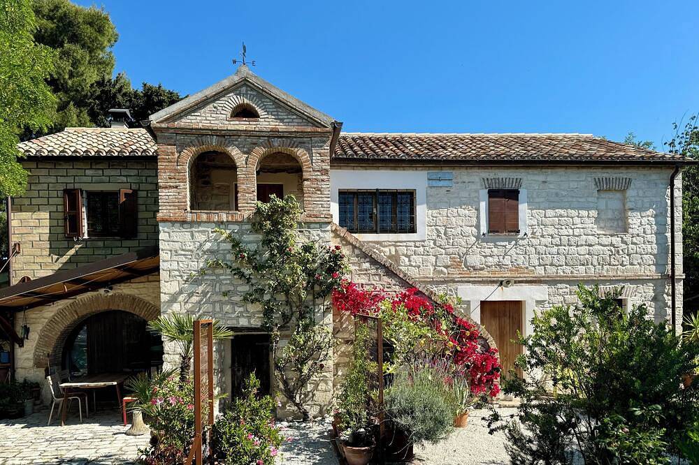 Casa Ancarano Ferienhaus Countryvilla Sirolo, Monte Conero Naturpark, Meer 3km in Sirolo, Riviera del Conero