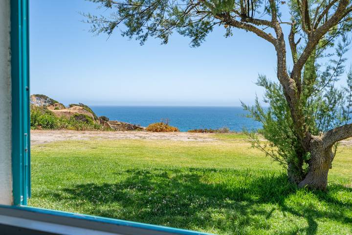 Ocean Villa - Casa de vacaciones con vistas al mar y piscina compartida in Praia da Prainha, Alvor