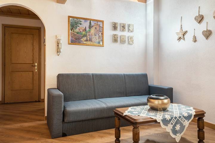 Apartamento entero, Apartamento 'Appartamento Cinzia' con vistas a la montaña in Moena, Dolomiti Superski