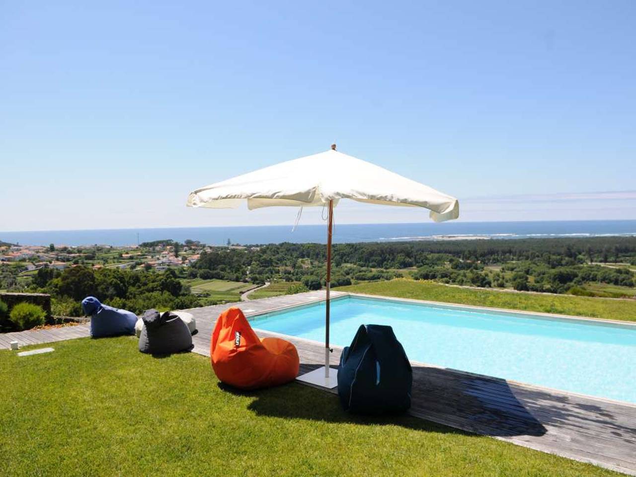 Stunning Caminha Villa | 3 Bedrooms | Villa Gagusta | Beautiful Sea & Beach Views | Great Pool Area in Distrito de Viana do Castelo