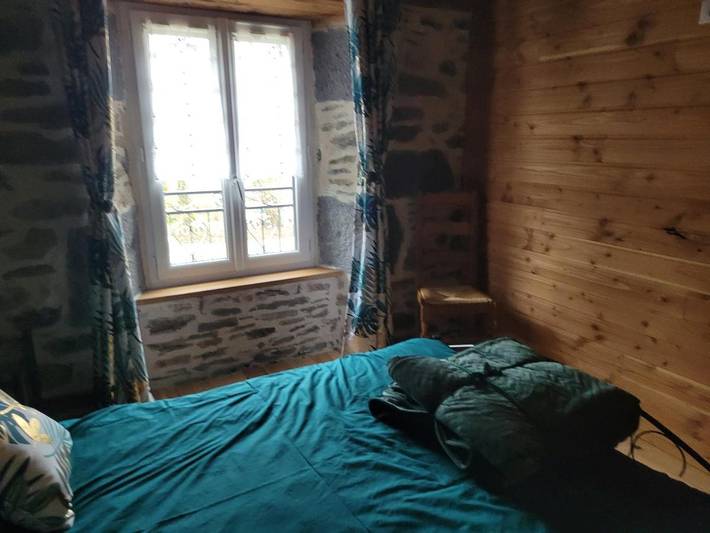 Location de vacances pour 9 personnes, avec vue à Alleuze - 2