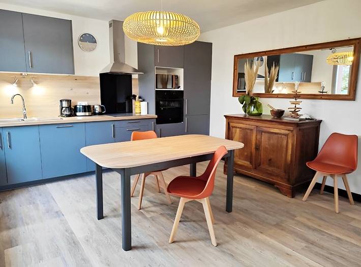 Gîte pour 5 personnes, avec jardin et terrasse