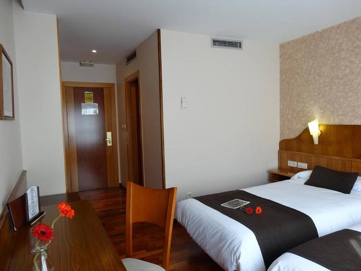 Hôtel pour 2 personnes, avec terrasse et jardin à Oleiros (Espanha) - 3