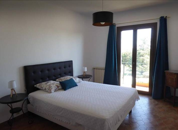 Location de vacances pour 10 personnes, avec jardin ainsi que piscine et vue à Assignan - 4