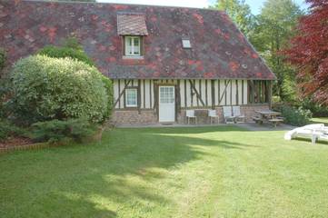 Gîte pour 6 personnes, avec jardin ainsi que vue sur le lac et vue, adapté aux familles à Cordebugle