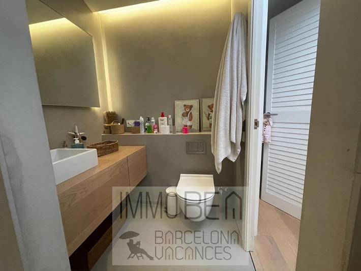 Casa rural para 9 personas, con Balcón y Terraza además de Jardín y Piscina en San Andrés de Llavaneras - 3