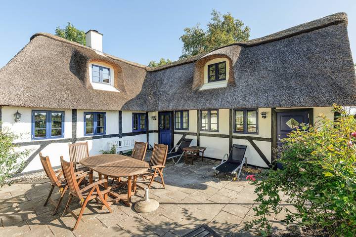 Ferienhaus für 13 Personen, mit Terrasse und Garten in Rødby