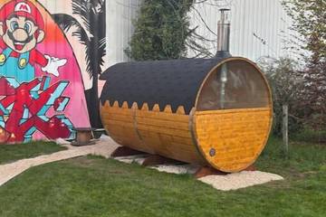Cottage pour 10 personnes, avec jacuzzi dans Navenne