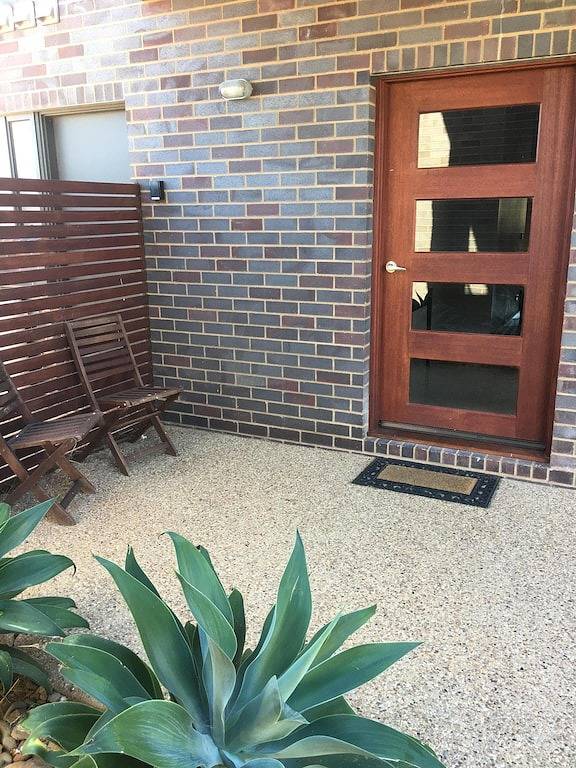 Holiday home for 12 people, with hot tub and balcony as well as garden in Yarrawonga