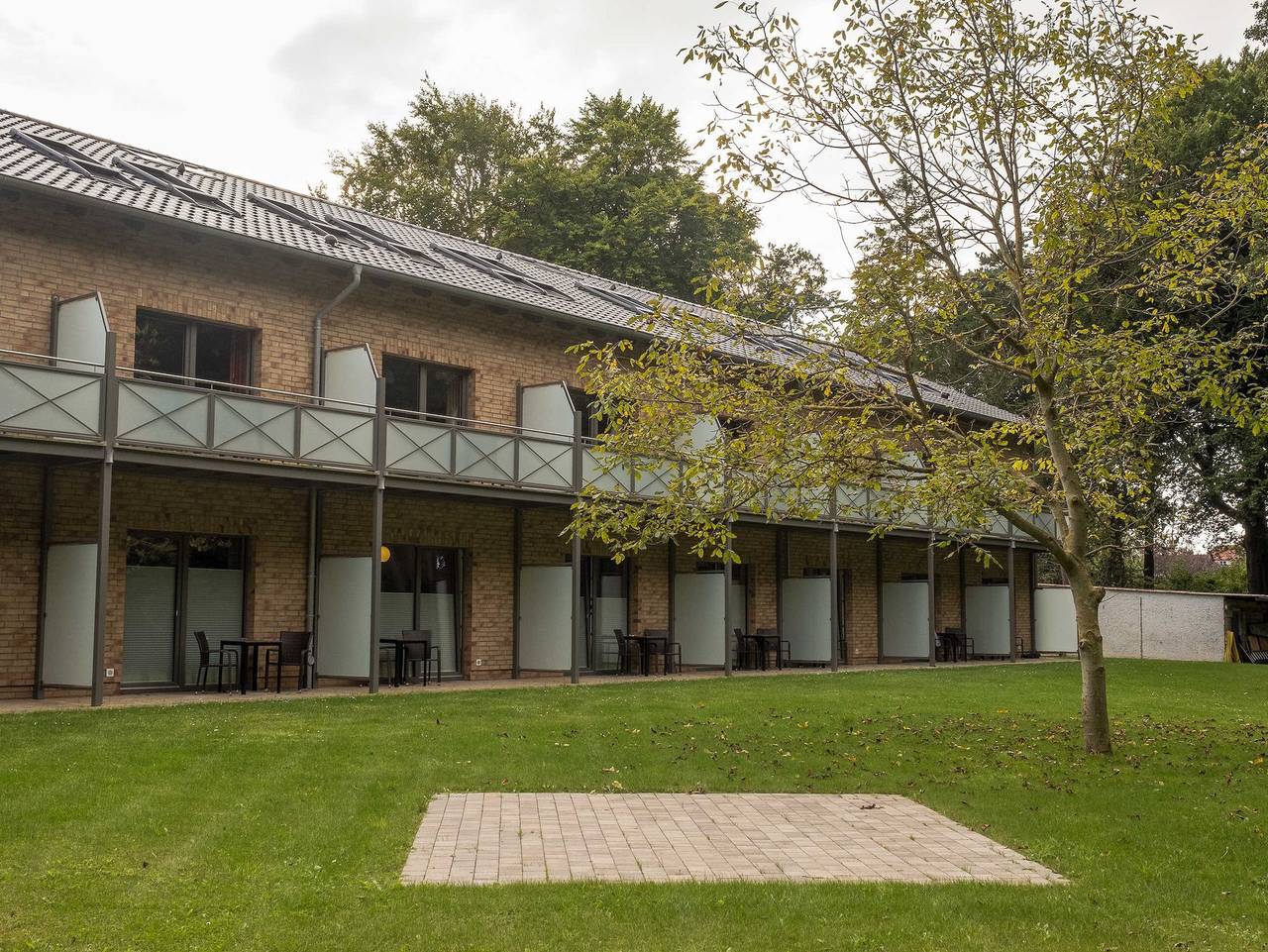 Hotel garni Zur Ostsee - Gm 69370 - Doppelzimmer mit Terrasse oder Balkon in Graal-Müritz, Rostock und Umgebung
