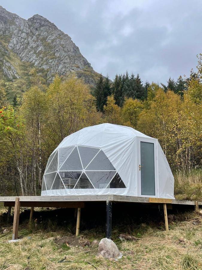 Camping für 2 Personen, mit Terrasse und Garten sowie Ausblick auf den Lofoten