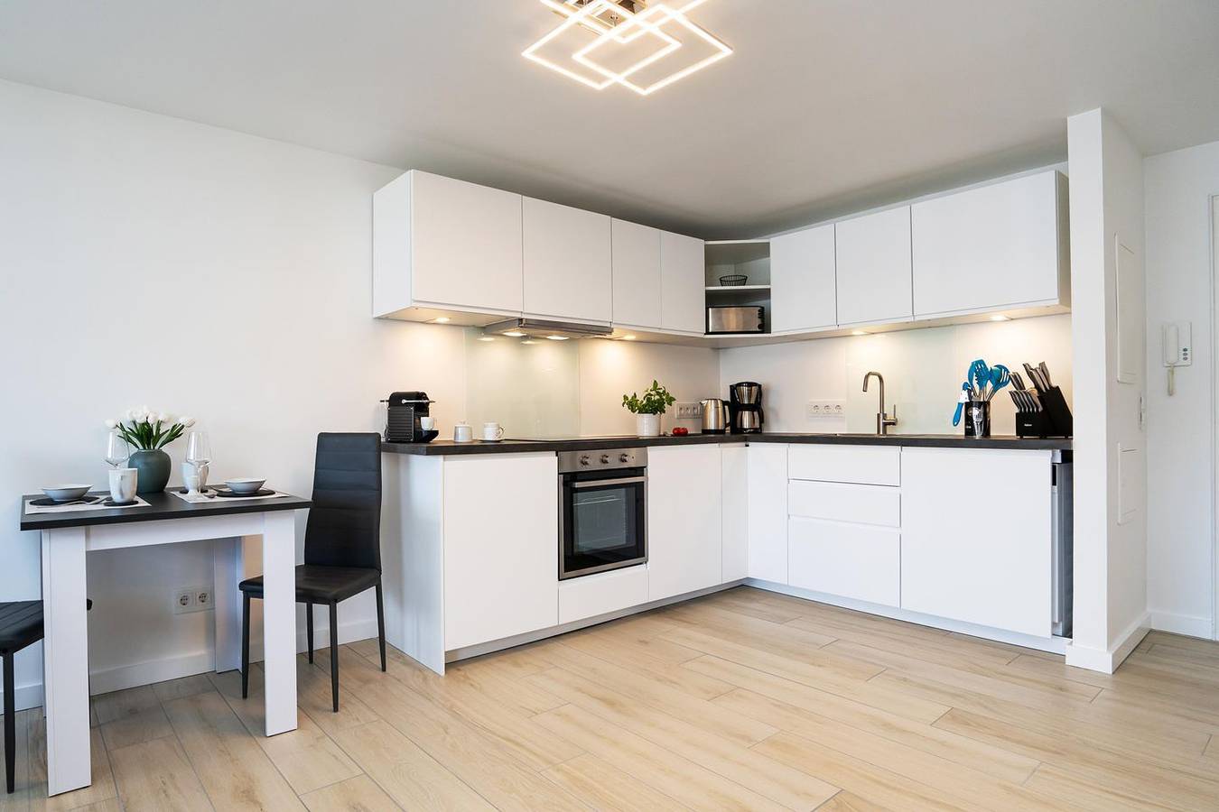 Ganze Wohnung, Modernes App. mit Meerblick, Westbalkon, Wlan. Haustiere erlaubt. in Westerland, Sylt (Gemeinde)