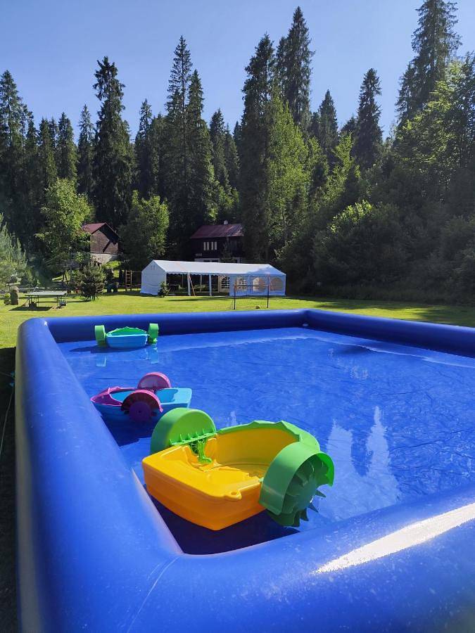 Domek letniskowy dla 6 osób, z sauna i basen dla dzieci oraz ogród i basen w Słowacja